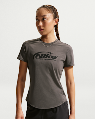 NIKE公式】ナイキ スウィフト ウィメンズ Dri-FIT ランニングトップス